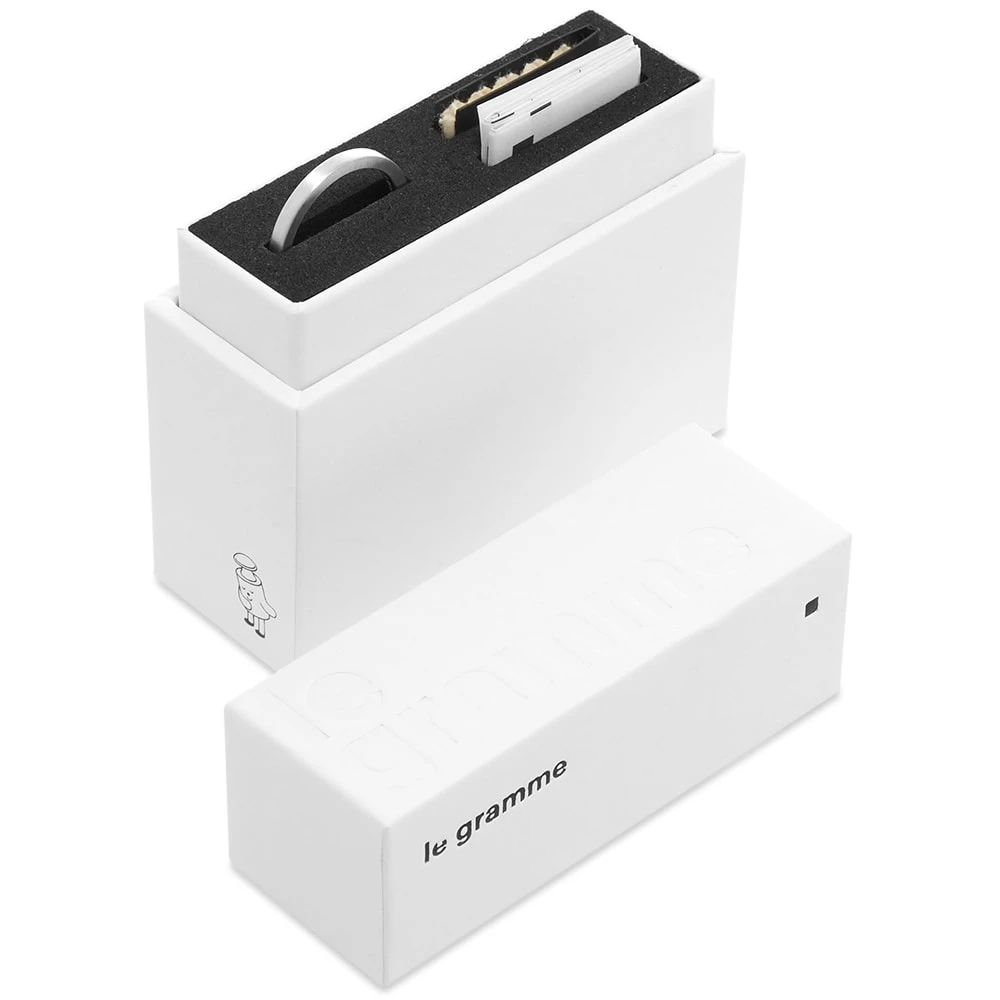 Le Gramme Brushed Ribbon Ring - Image 3